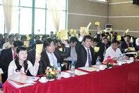 Bất ngờ mùa đại hội